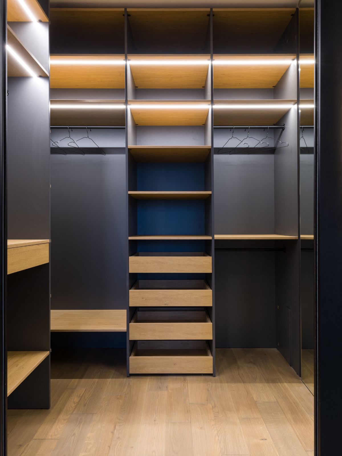 Szafy i garderoby na wymiar